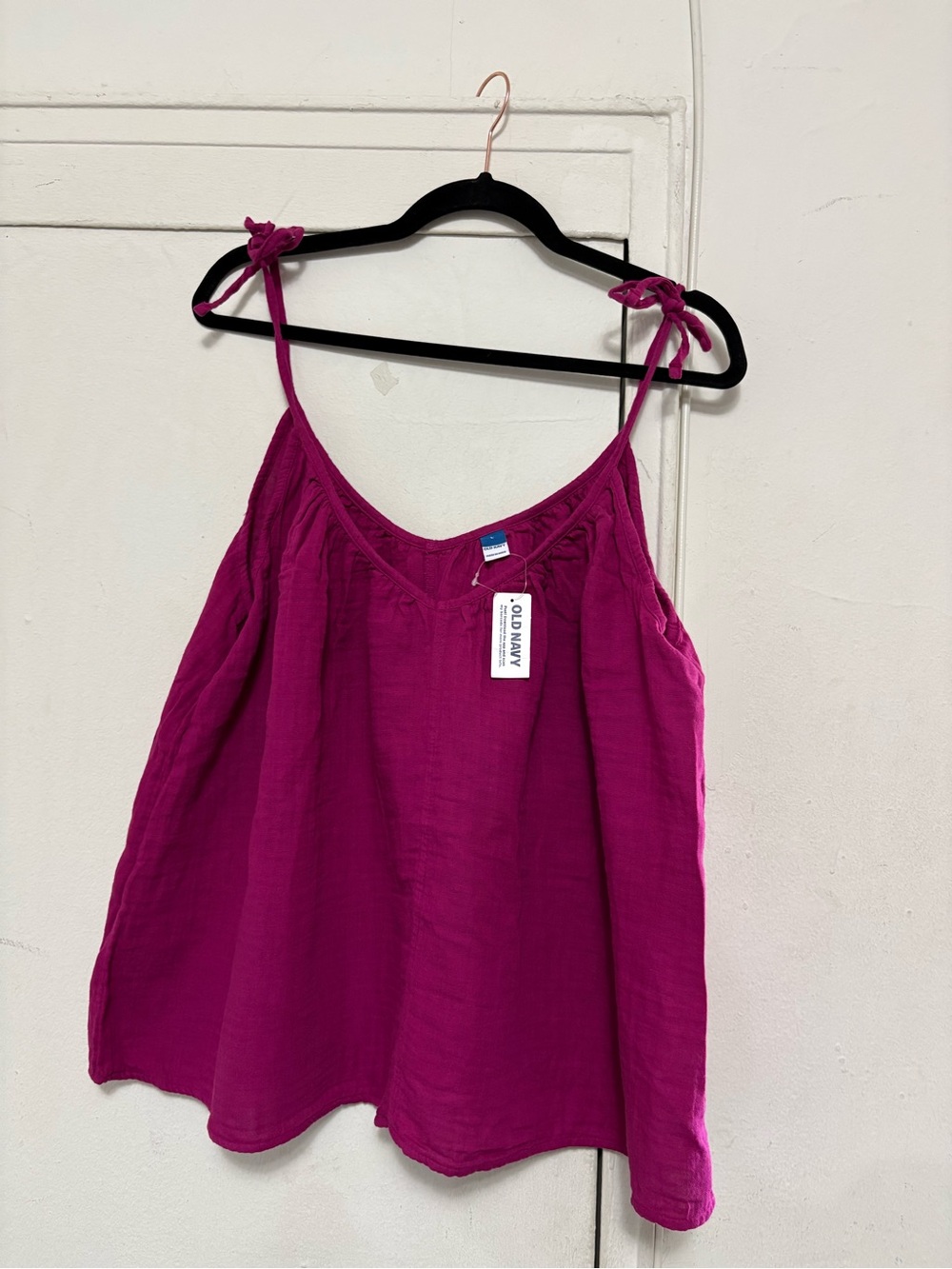 Old Navy Women's Magenta Tie-Strap Tank Top